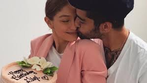 Una de las parejas más lindas de la farándula internacional Gigi Hadid y Zayn Malik están a la espera de su primer bebé y estas son las fotos más románticas de su relación. 