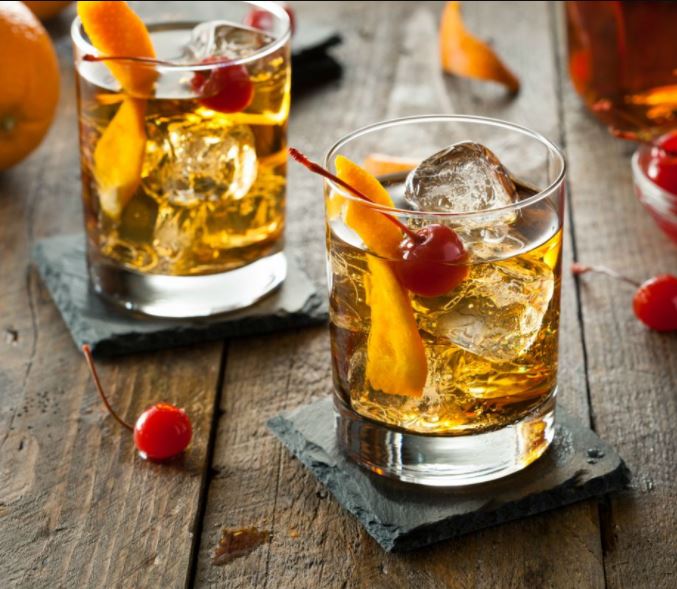 5 cócteles con whisky