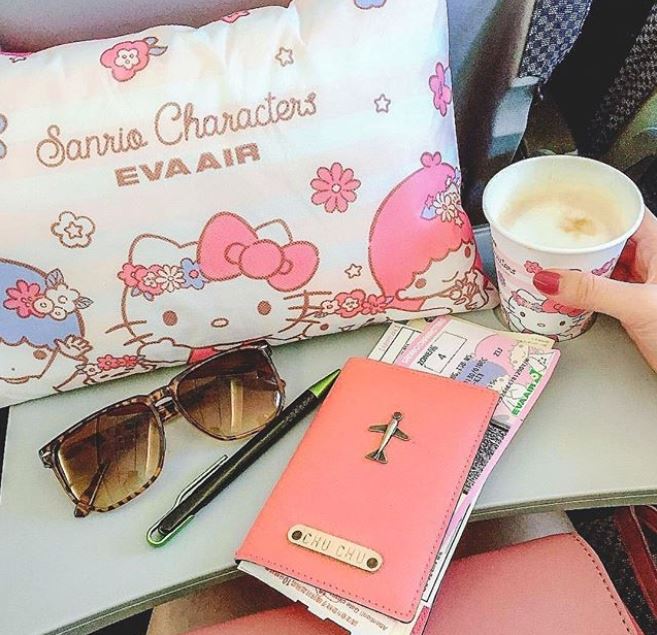 Prepárate para tener el viaje más kawaii de todos los tiempos arriba del avión de Hello Kitty.