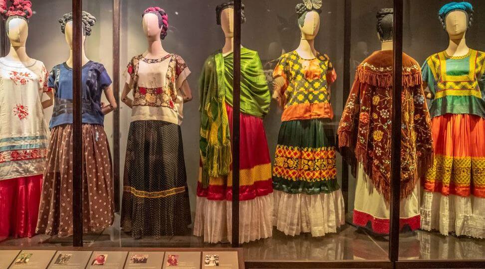 los-vestidos-frida-kahlo-exposicion-en-linea-Ciudad-Trendy